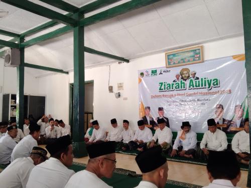 Dari Ziarah hingga Jalan Sehat, PCNU Kabupaten Madiun Jadikan HSN sebagai Spirit Kebangkitan Santri