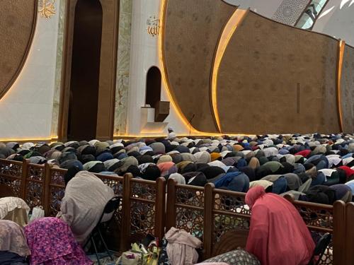 Alumni Pesantren Tebuireng Sampaikan Khutbah Jum’at di Masjid Negara IKN
